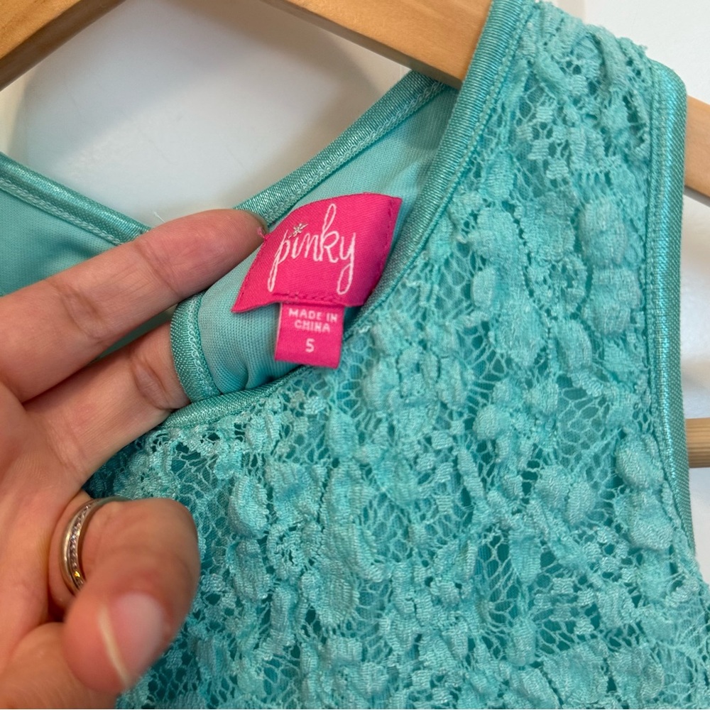 Little Girl Floral Summer Dress Size: 5yr Spring/Summer/Birthday Party/ Events - Picture 3 of 7